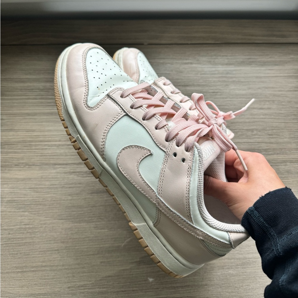 Authentic women’s pink dunk lows size 9.5